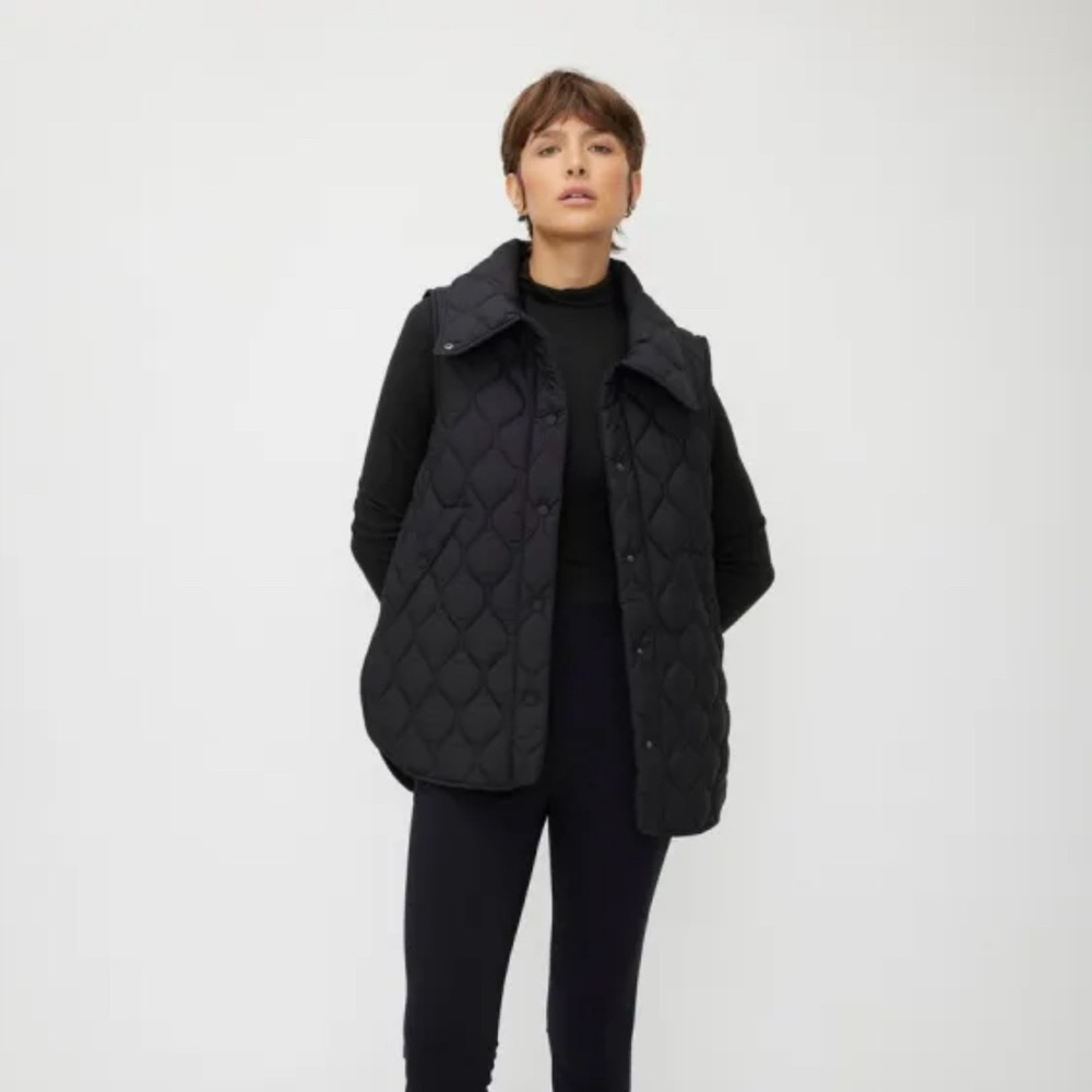 Kit and Ace Oslo Recycled Quilted Vest, Black, Size XS - NWT